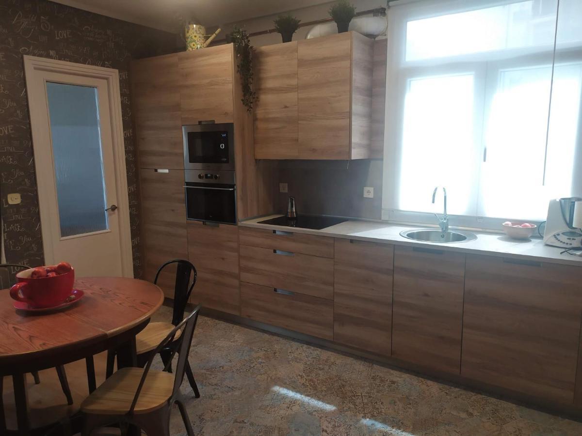 Bilbao Center Apt 90'S Parking Екстер'єр фото